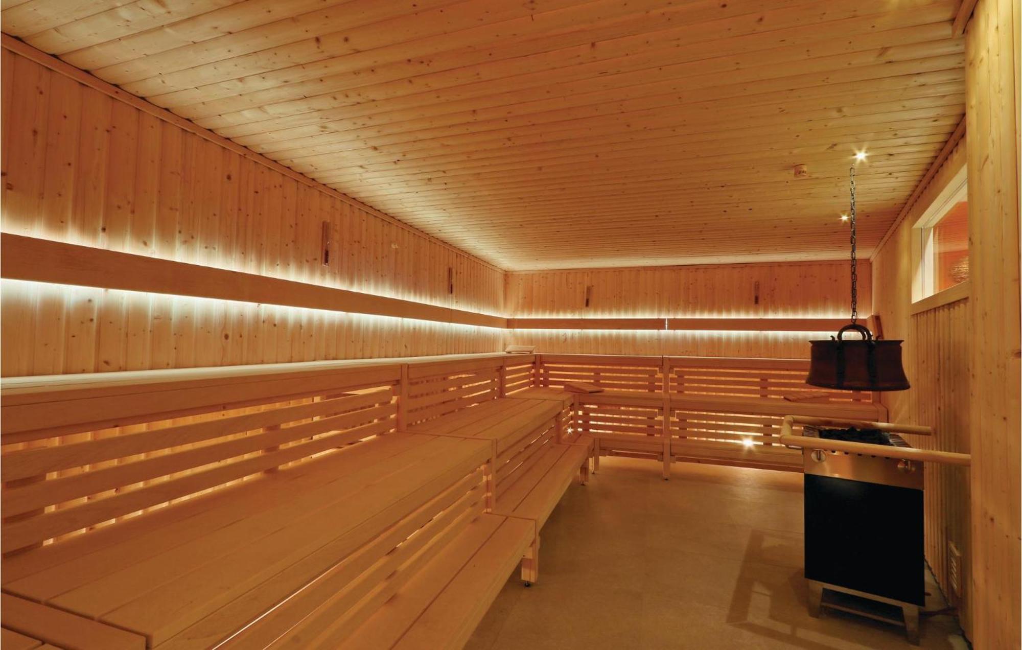 Nice Apartment In Luebeck Travemuende With Sauna Exterior foto
